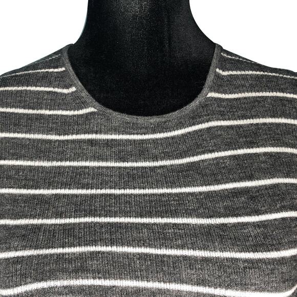 Vince Gray Wool Stripe Rib Knit Shirt - Size Medium - Picture 3 of 13